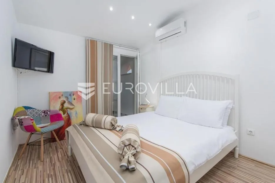 istra, okolica sv. lovreča, kuća s 6 spavaćih soba 380m2 s bazenom, teretanom i saunom - slika 12