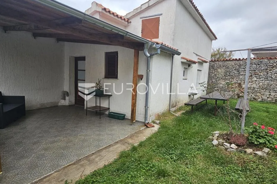 jadranovo, kuća s tri apartmana, pogled na more, parking i okućnica, blizina mora - slika 5