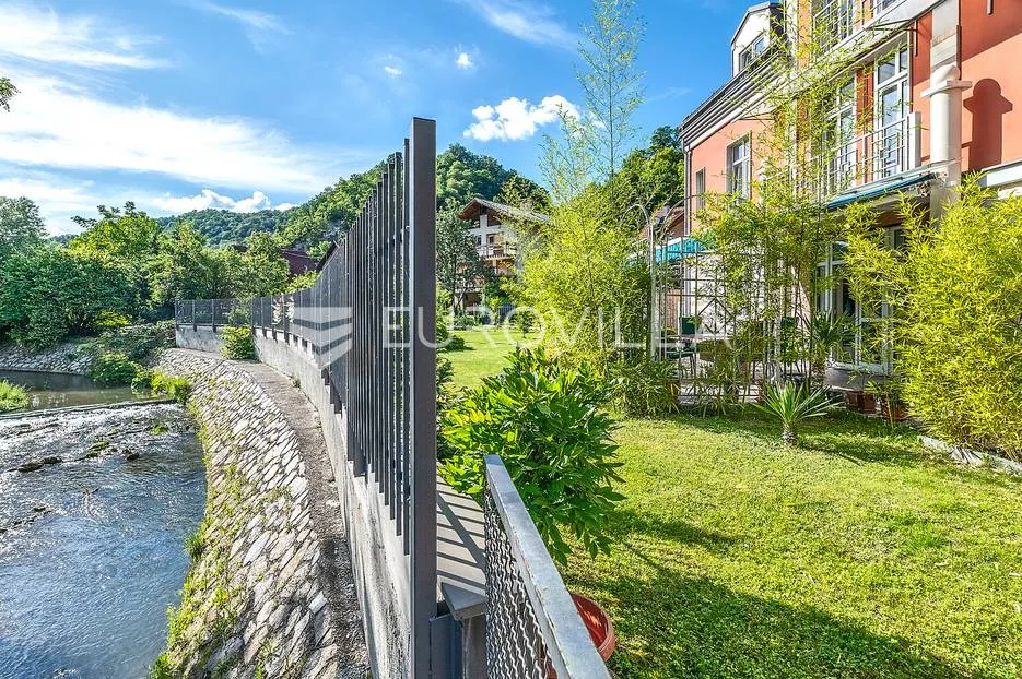 samobor, centar prekrasna obiteljska kuća 760 m² na parceli 1000 m² - slika 28