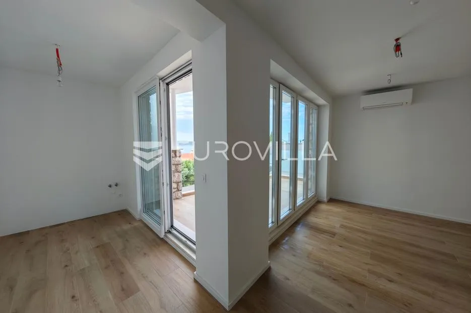 crikvenica, luksuzan trosoban stan 114 m² s garažom, 150m od mora - slika 4