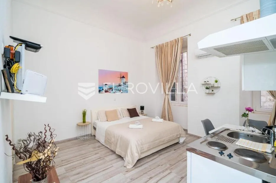 dubrovnik, stari grad, četri apartmana - slika 10