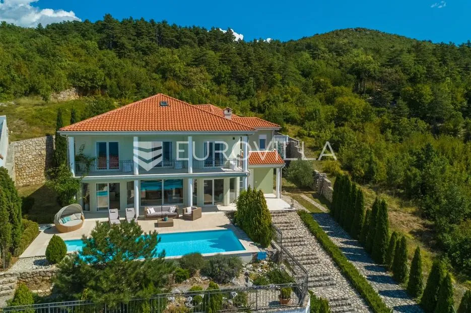 crikvenica, luksuzna vila s pogledom na more i bazenom - slika 4