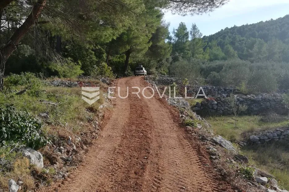 korčula, atraktivno građevinsko zemljište površine 2371 m² - slika 7