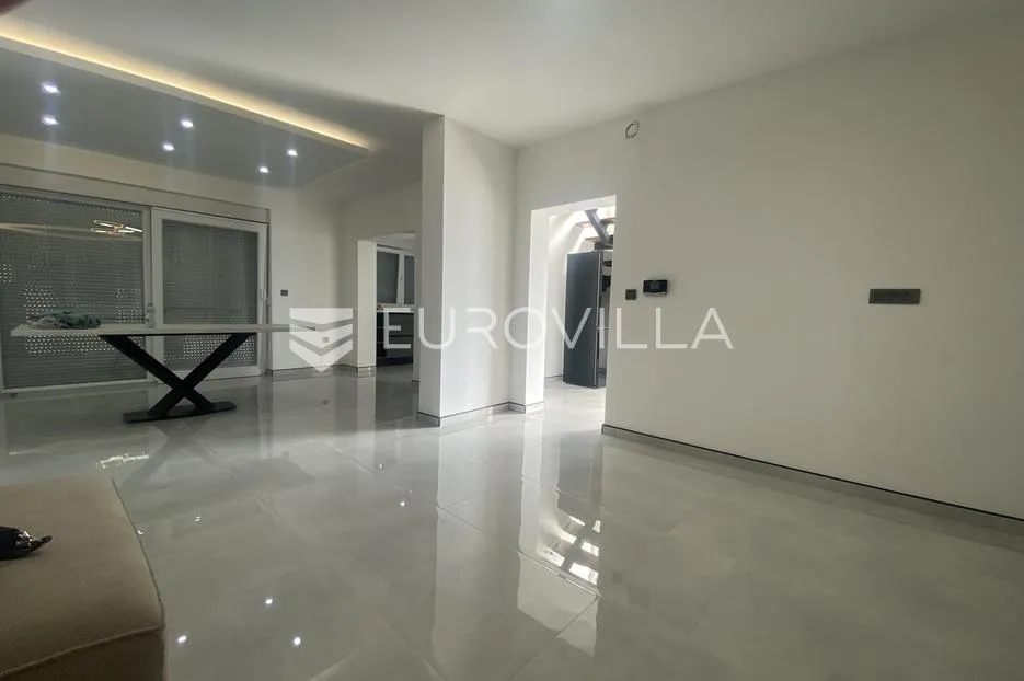 slavonski brod, naselje matije ivanića, kuća 190 m² - slika 5