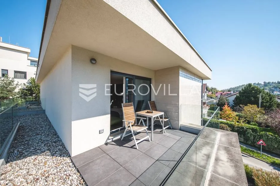 zagreb, mlinovi, luksuzan četverosoban stan 138 m² u duplex kući s garažom - slika 26