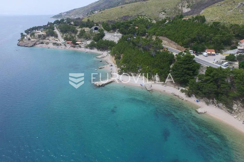 Omiš, građevinsko zemljište s otvorenim pogledom na more - Lokva Rogoznica, Omiš