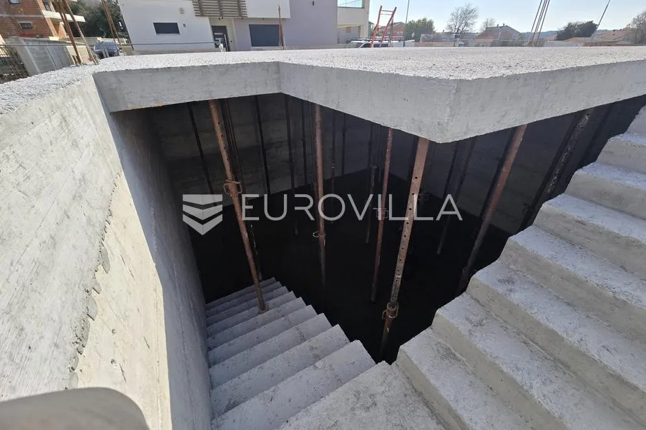 istra, ližnjan, građevinsko zemljište s građevinskom dozvolom i plaćenim komunalijama - slika 6