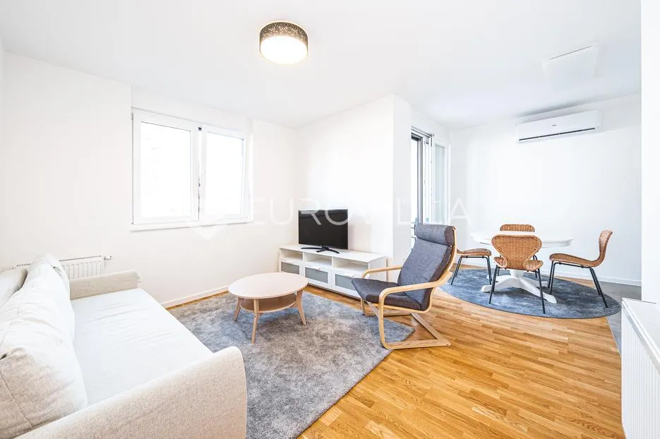 Zagreb, Sesvete, moderan trosoban stan 66 m² 2 parkirna mjesta - Dobrodol, Zagreb