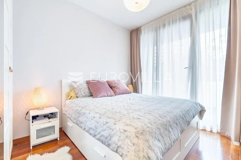 zagreb sveti duh peterosoban stan nkp 145,50 m2 loggia + 2 pm najam - slika 8