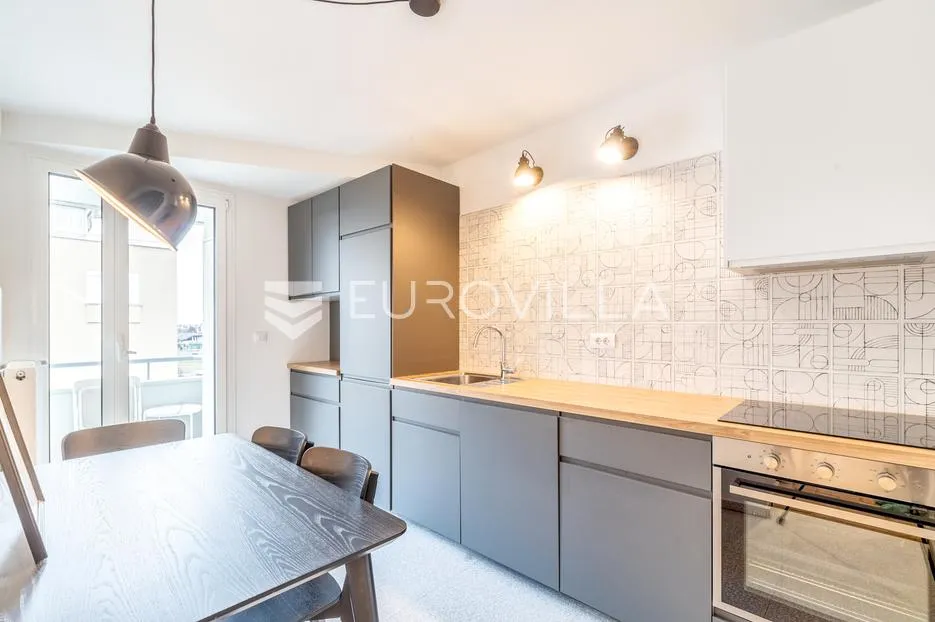 zagreb, maksimir, novoadaptiran dvosoban stan 47 m² s balkonom - slika 3