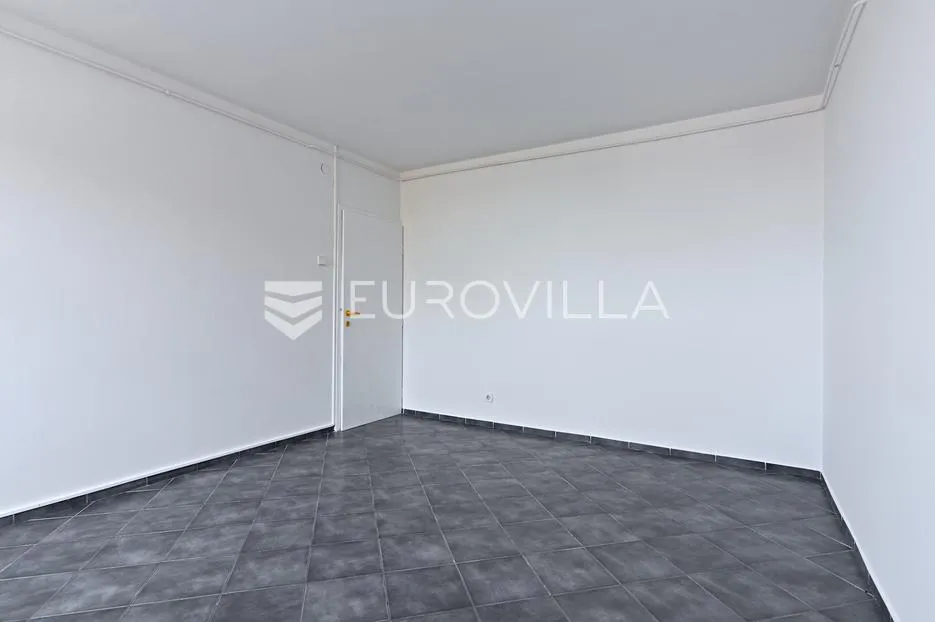 osijek, gornji grad, funkcionalan trosoban stan - slika 6