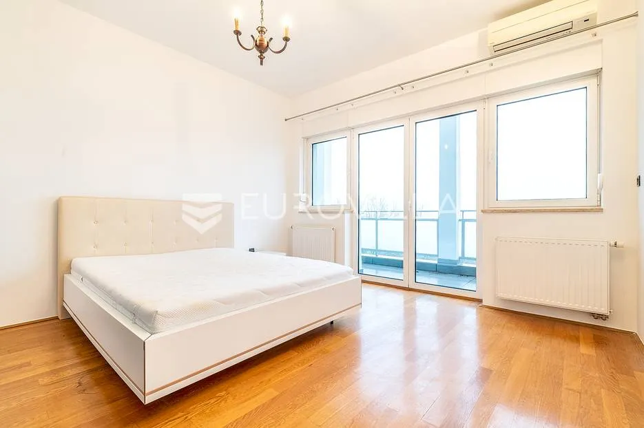 zagreb, šestine, prekrasan trosobni stan 120 m² - slika 4