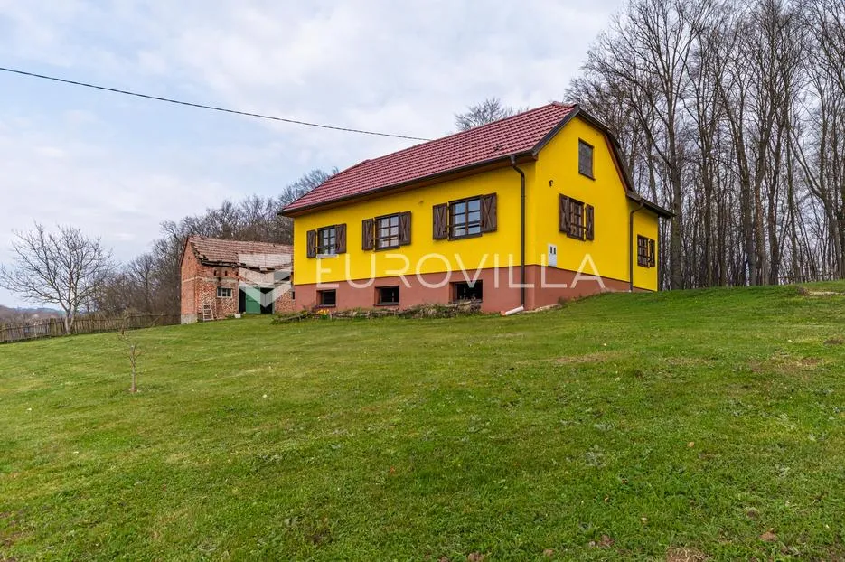 štrigova, grabrovnik, simpatična kuća na zemljištu površine 7303 m² - slika 8