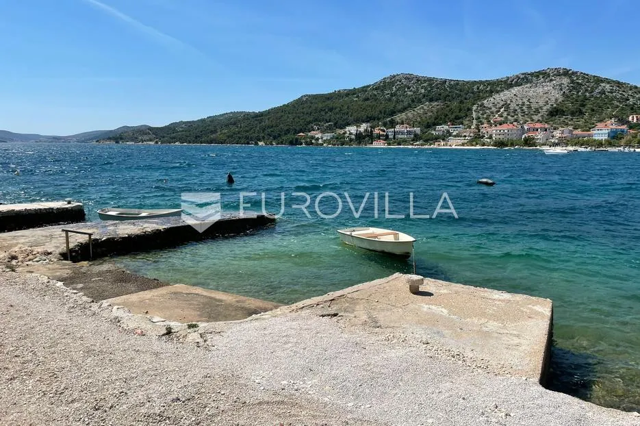 seget vranjica, prekrasna kuća u prvom redu do mora - slika 15