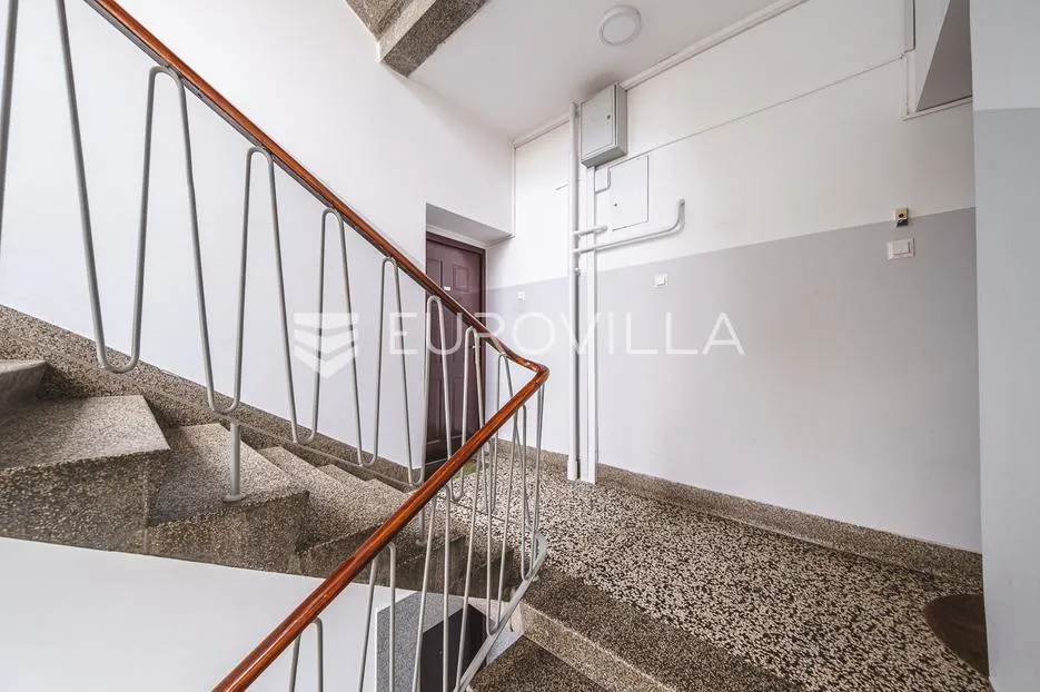 zagreb, sigečica, trosobni stan 72 m² - slika 15