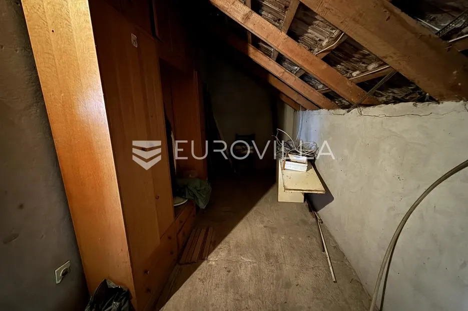 osijek, tenja, na prodaju kuća površine 200 m² sa velikom okućnicom - slika 13
