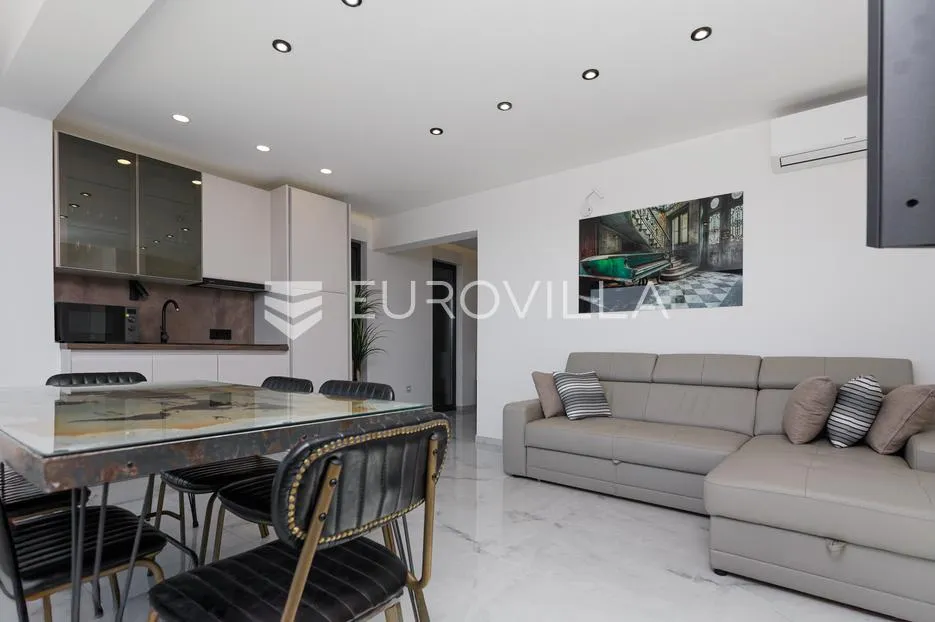 rijeka, kostrena, paveki villa s 2 stana, pomoćnim objektom i bazenom, 279 m² - slika 19