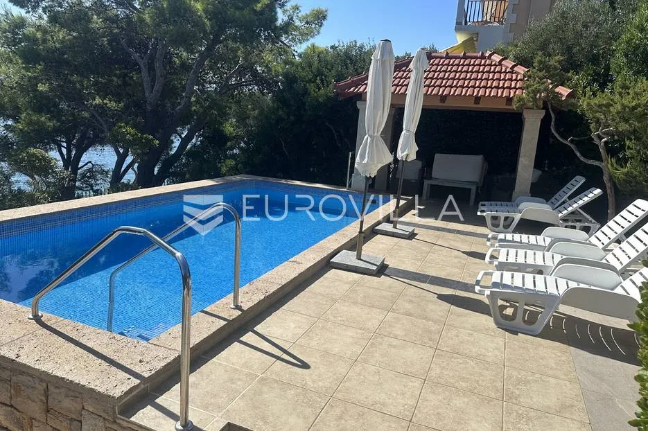 korčula, lijepa dalmatinska kuća uz more s bazenom - slika 7