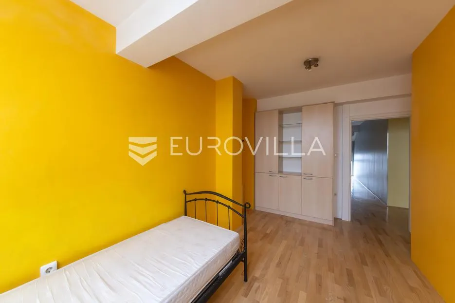 osijek, novi grad, 4 sobe penthouse 166 m² s garažom i liftom (moguće poslovni) - slika 17