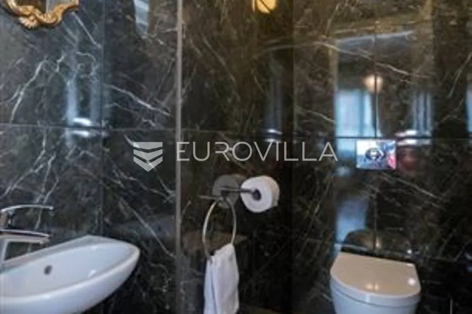 zagreb, centar, luksuzan dvosoban stan površine 65 m² na 50 m od ilice - slika 11