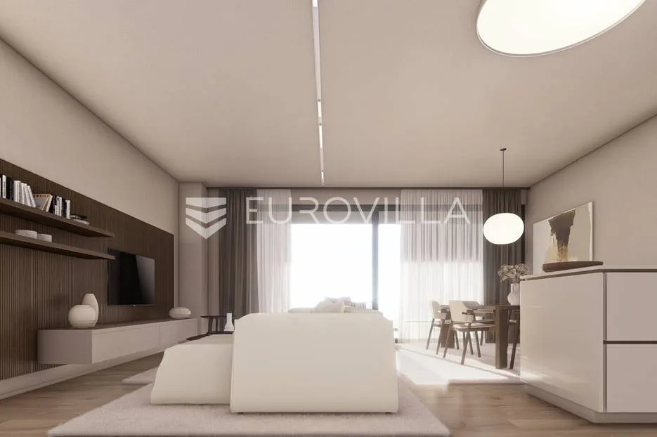 istra, umag - moderan stan u prizemlju s privatnim vrtom samo 200m od mora - slika 1