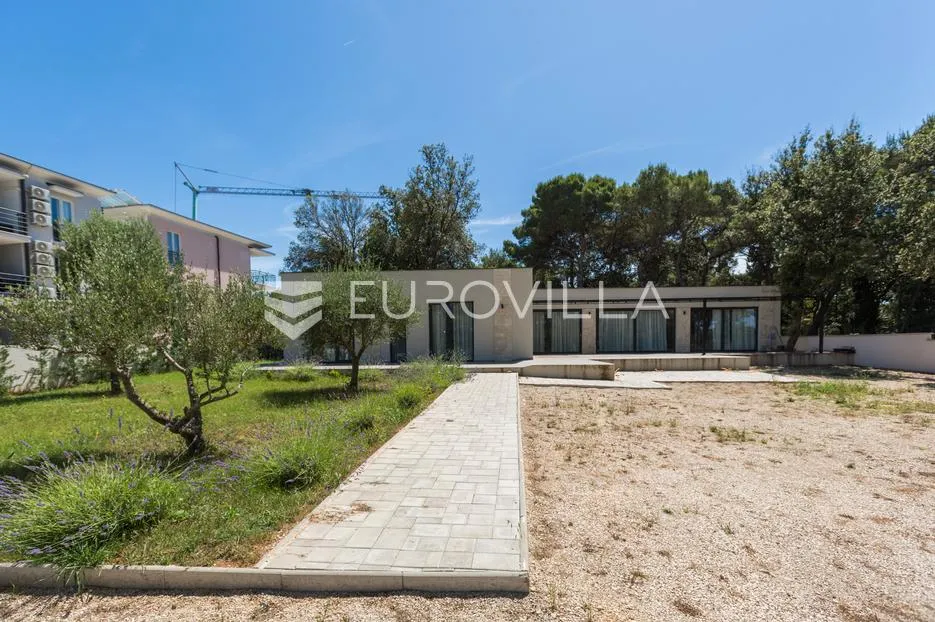 istra, rovinj, vila moderne arhitekture na 300 metara od mora - slika 29