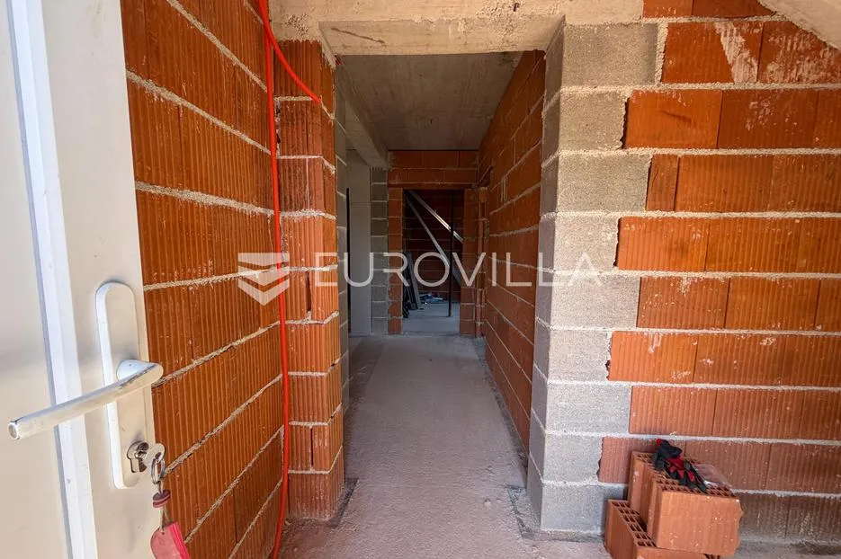 vir, novogradnja, apartman na 1. katu s dvije spavaće sobe - slika 2