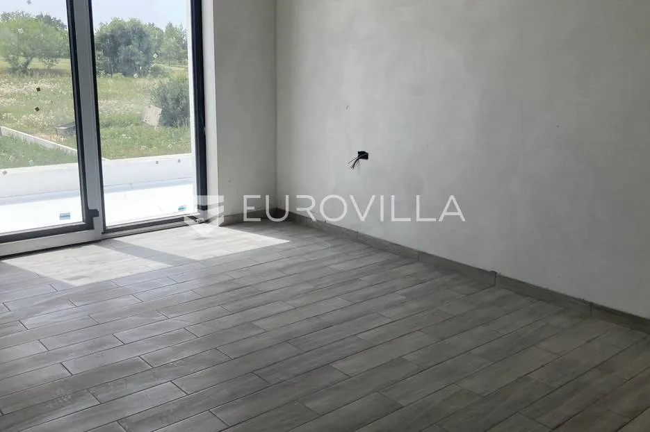 istra, zartinj, vila s bazenom 180m2 novogradnja - slika 9