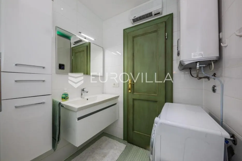 kaštel novi, dvoetažni dvosobni stan u centru, neto 71,7 m² - slika 6