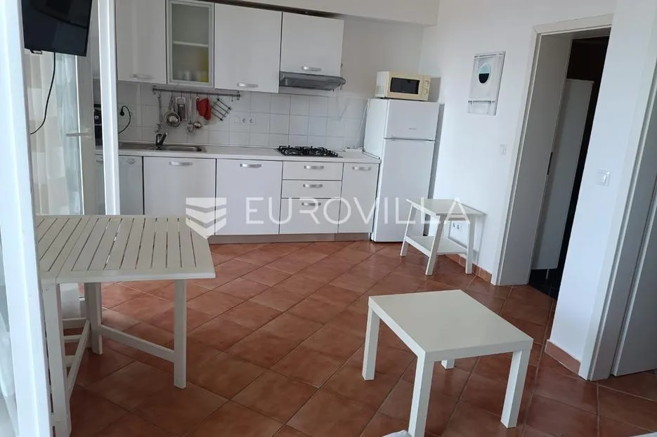 hvar, lijepa kuća na južnoj strani otoka 1.red uz more - slika 15