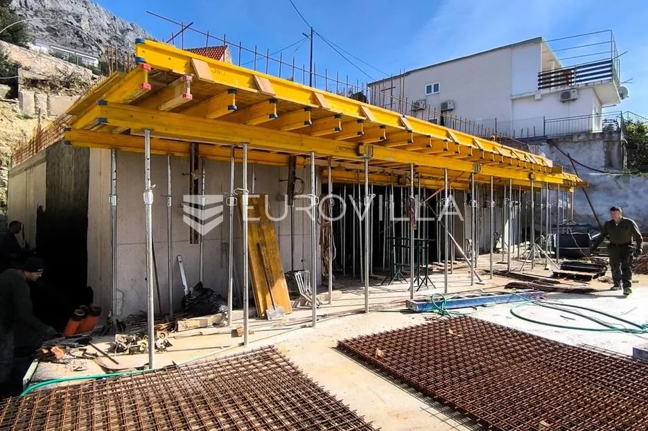 omiška rivijera, dvosoban stan s balkonom i panoramskim pogledom na more, 75.95 m² - slika 7