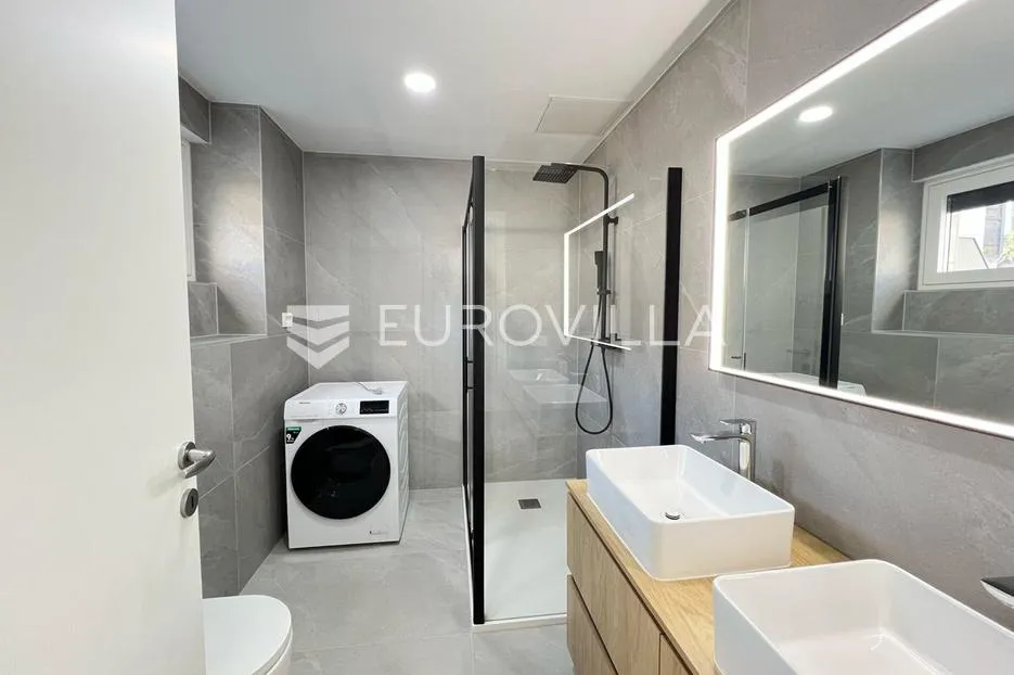 zagreb, mlinovi, luksuzan četverosoban stan 152 m² u duplex kući s garažom - slika 10