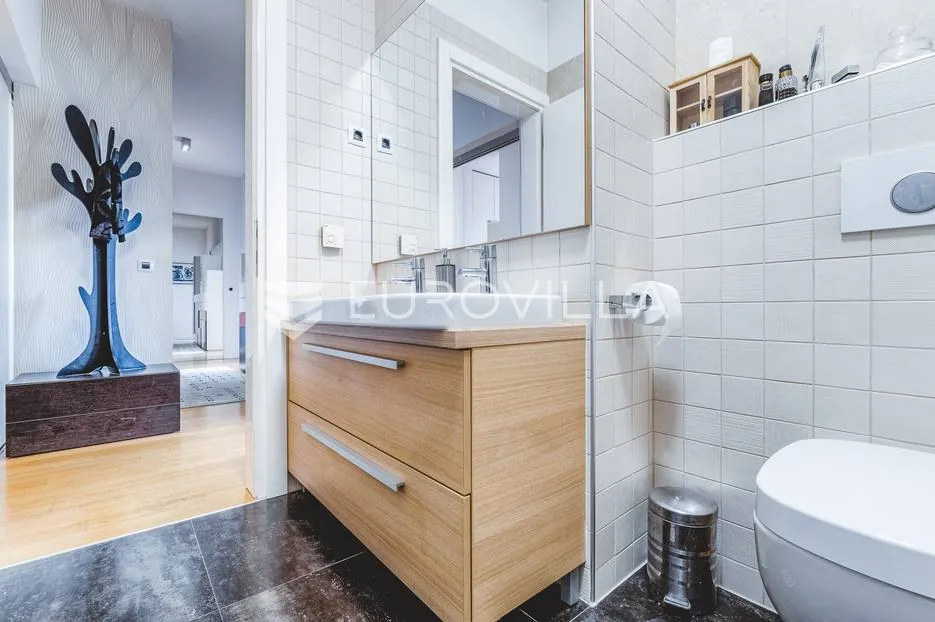 zagreb, medveščak, izvrstan trosoban penthouse! - slika 12
