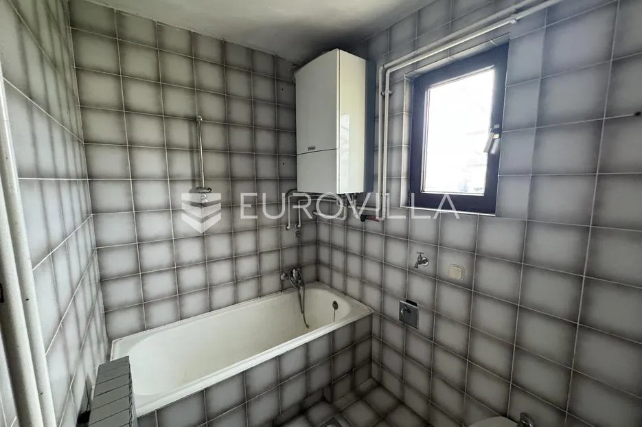 đakovo, centar, kuća 115 m2 na atraktivnoj lokaciji - slika 10