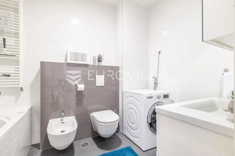 zagreb, vmd strojarska, prekrasan peterosoban stan s garažom nkp 140m2 - slika 10
