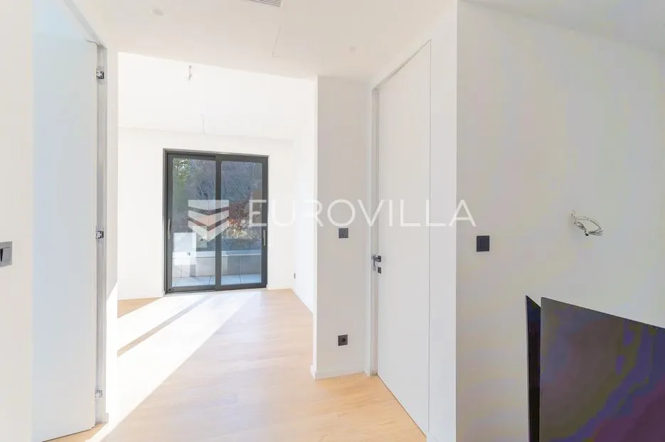 opatija, dvoetažni, četverosobni stan s pogledom na cijeli kvarner, 212,71 m² - slika 3