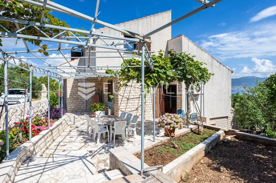 čiovo, lijepa samostojeća kuća s otvorenim pogledom na more - slika 25