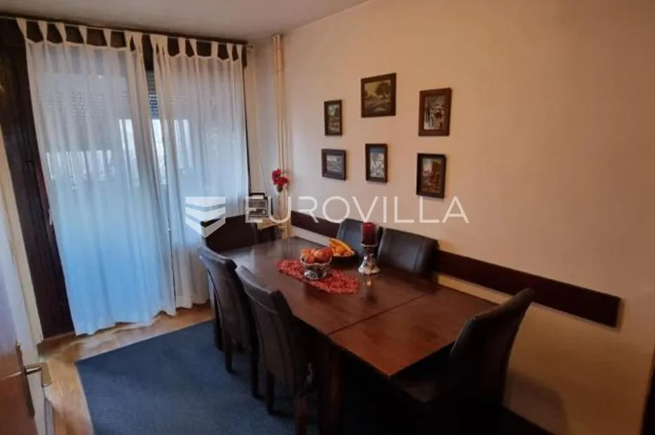 zagreb, ferenščica, prostran i funkcionalan trosobni stan, 83 m² - slika 3