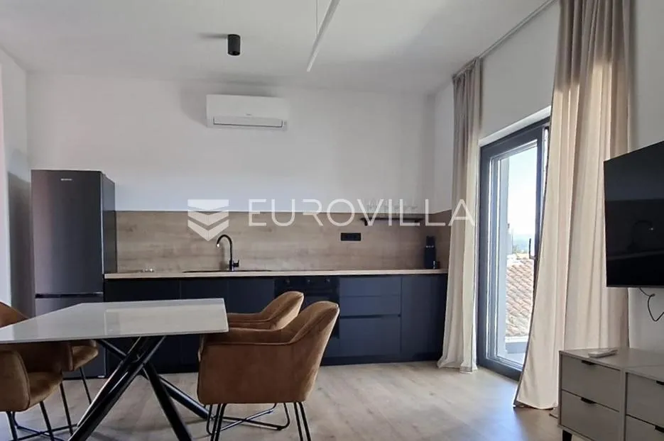 lovran, moderan stan, 90 m2,u novoj zgradi s bazenom - slika 3