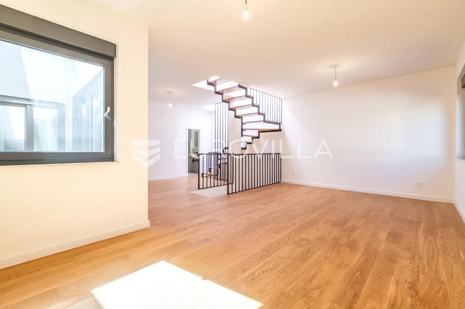 zagreb centar novogradnja četverosoban stan 130 m² - slika 6