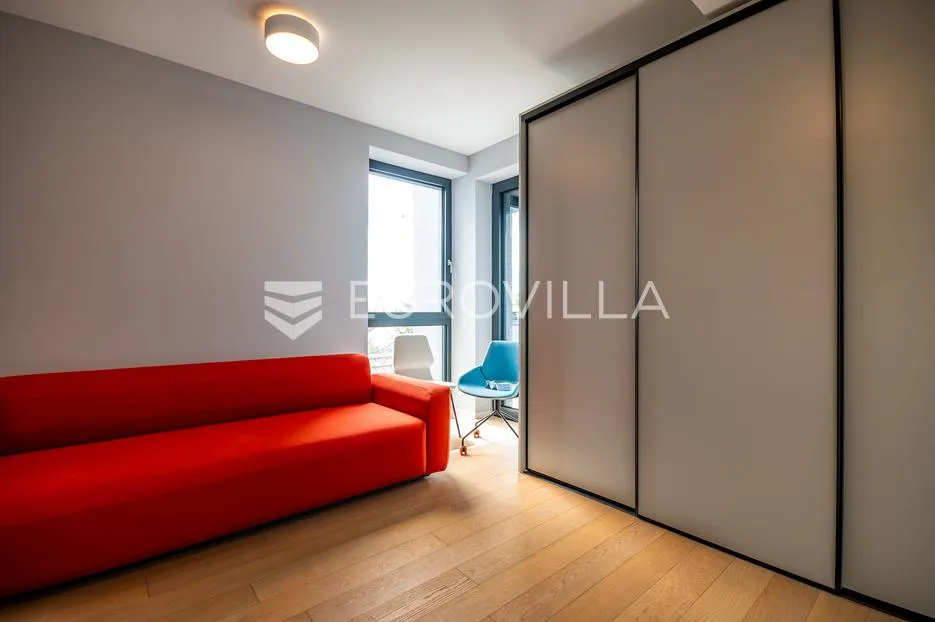 varaždin, centar, namješteni luksuzan stan 170 m² s wellnesom i 2 garažna mjesta - slika 19