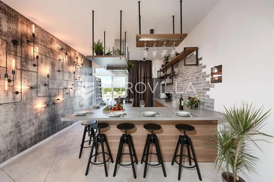 Zadar, Žerava, ekskluzivna vila Novogradnja neto korisne površine 600 m² - Žerava, Nin