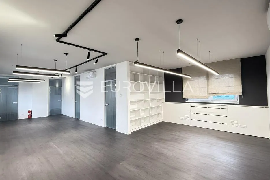 samobor, poslovno-skladišni kompleks 1.870 m2 na parceli površine 4.158 m² - slika 9