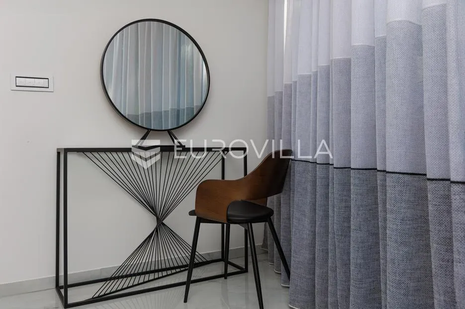 rijeka, kostrena, paveki villa s 2 stana, pomoćnim objektom i bazenom, 279 m² - slika 31