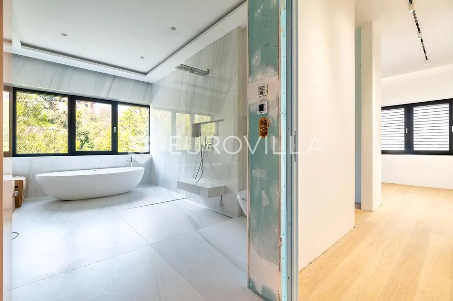 kaptol centar luksuzan penthouse 304 m² - slika 9