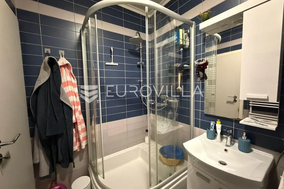 đakovo, svijetao i praktičan dvosoban stan 51 m² - slika 10