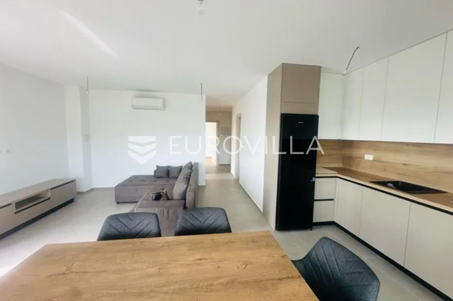 pula, šijana, nov trosoban stan 76 m², novogradnja - slika 14