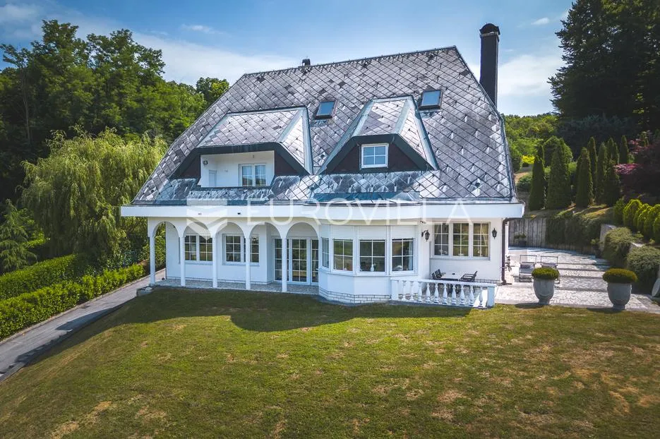 donja pušća, jedinstvena obiteljska villa, parcela 5000 m² - slika 42