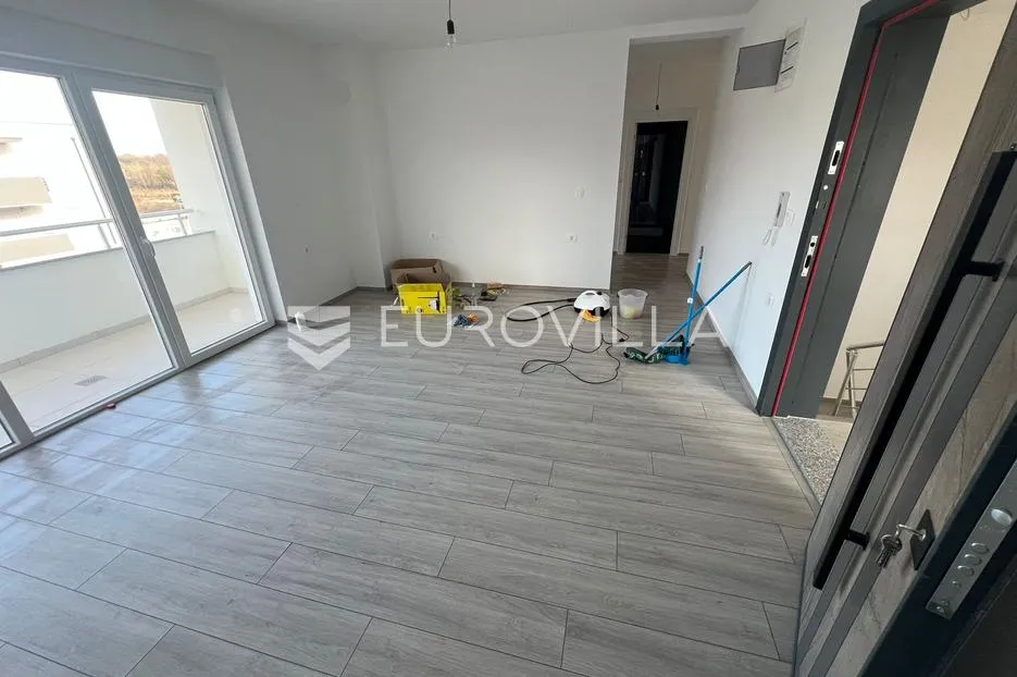 istra, medulin stan na drugom katu 800m od mora - slika 5