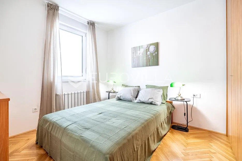 zagreb, trešnjevka sjever, trosoban namješten stan 53 m² na 2. katu stambene zgrade, garaža - slika 4